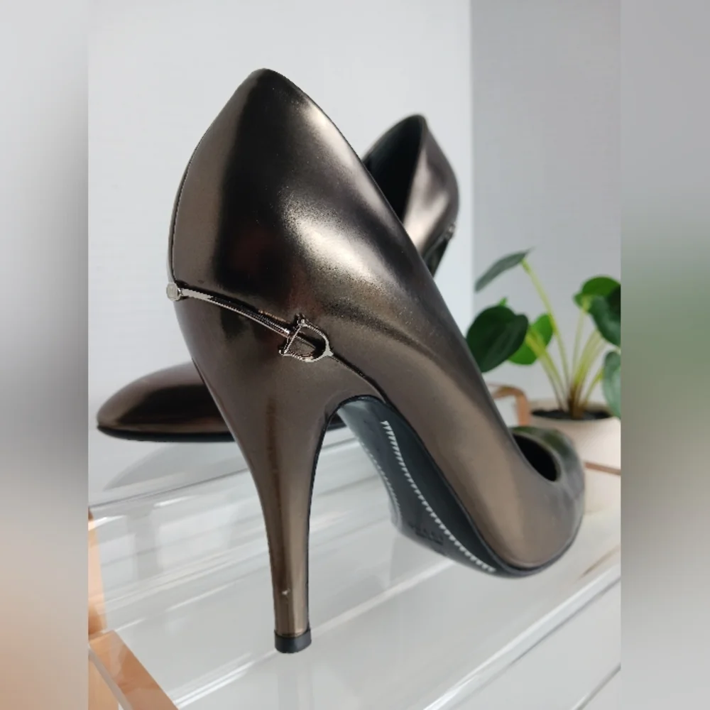 Gucci - Leather High-Heel Pumps